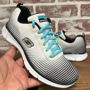 Skechers Equalizer Women’s Sz 7